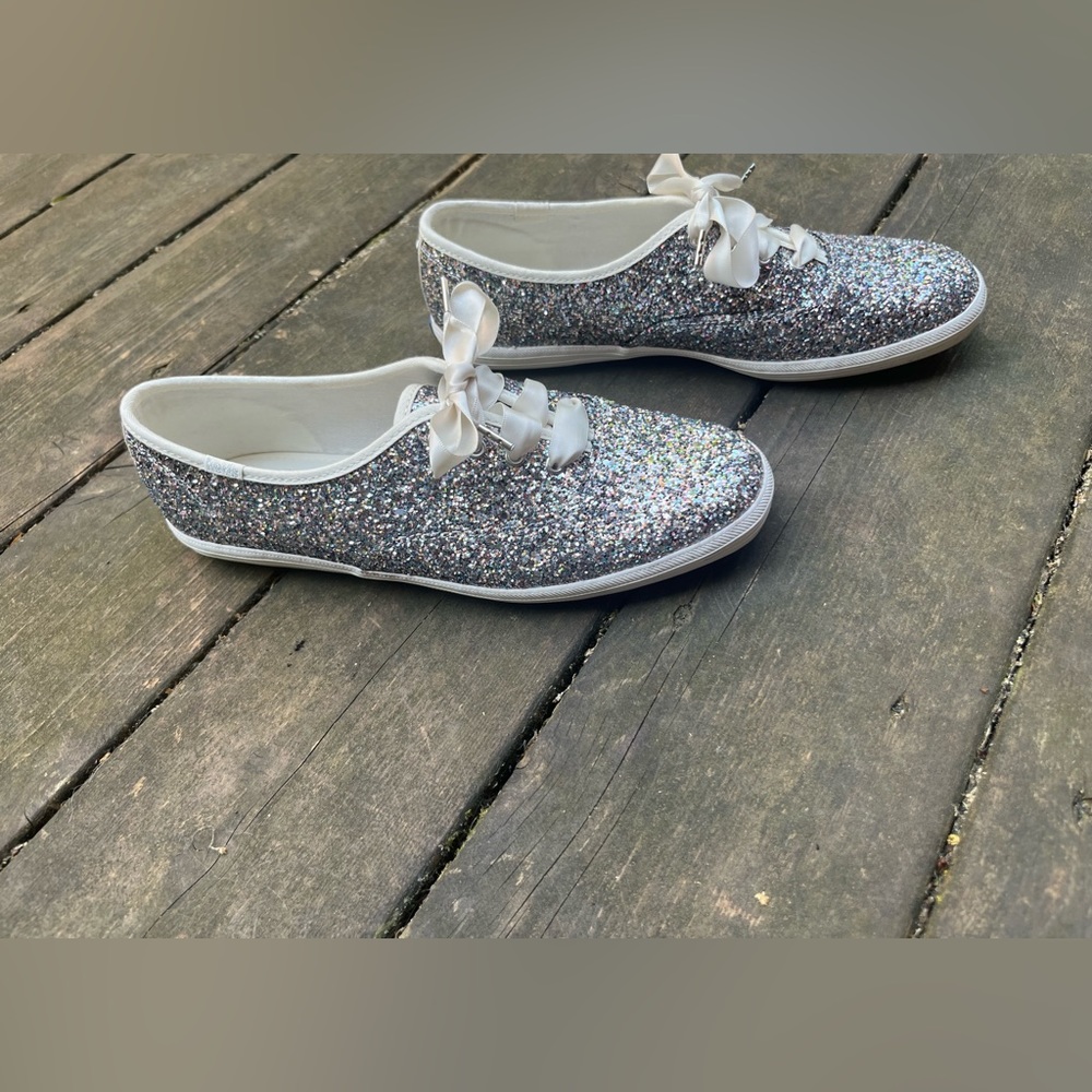 Kate Spade Glitter Keds Size 8.5M excellent condition like new!